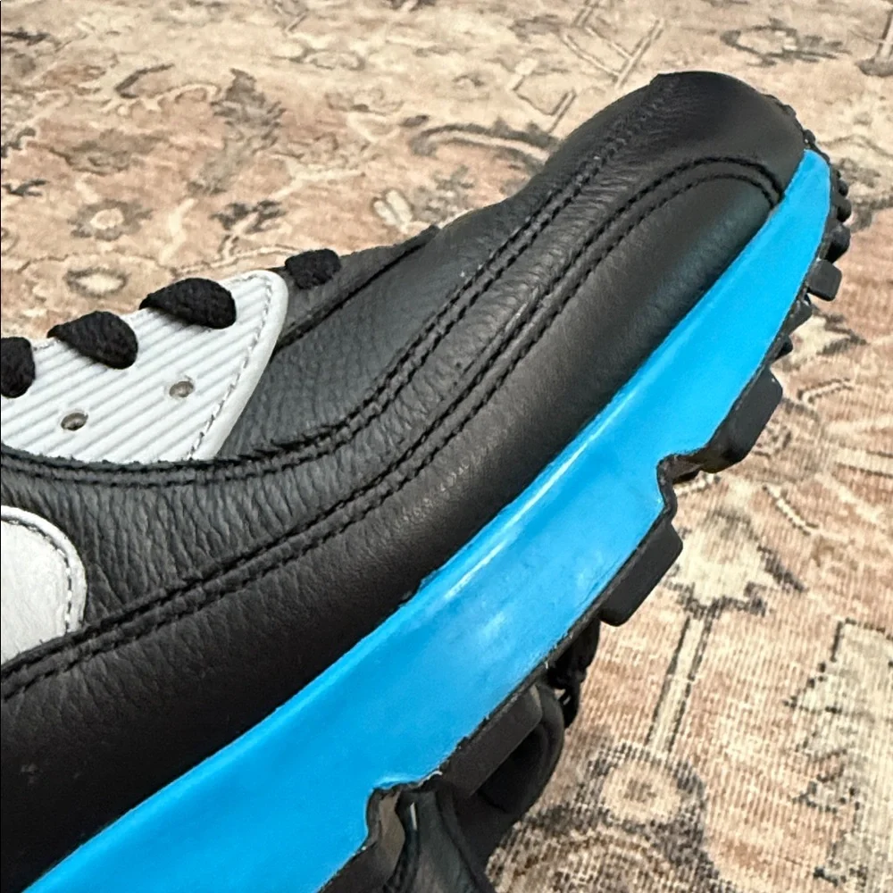 NEVER WORN Nike Men's AirMax 90 Black, Light Grey and Teal Sneakers - Picture 7 of 12